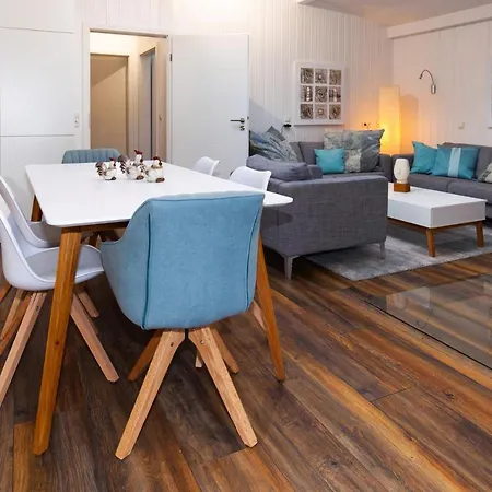 - Naehe Kaiserslautern シャレー Trippstadt